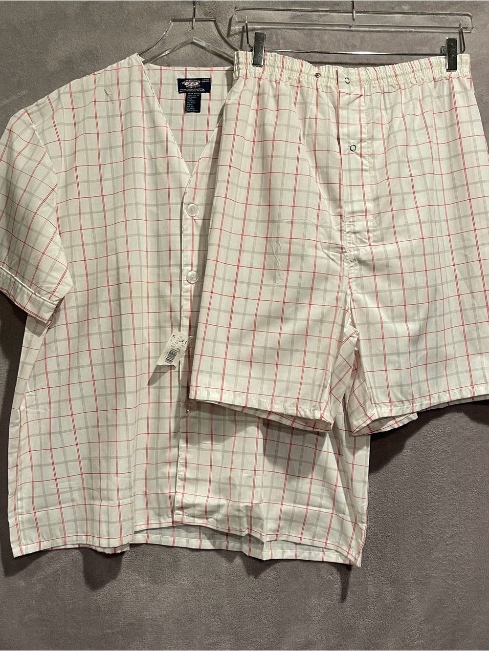 Hemingway Point Men's XL Button Shirt & Shorts Set - White with Red Windowpane